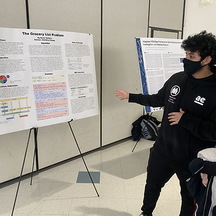 Kevin Ventura ’22 presents his poster, 