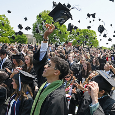 Grads toss caps